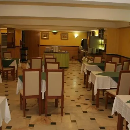 Baía De 3*