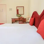 Baia Beach Hotel Отель 3*