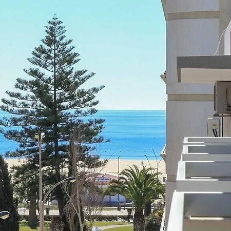 Ξενοδοχείο Baia De 3*