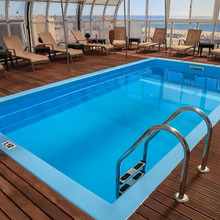Baia Beach Hotel 3*